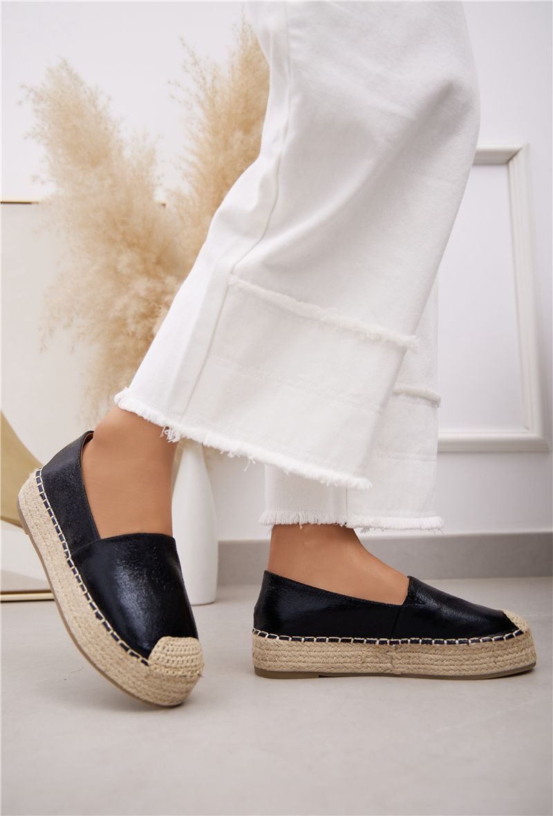 Grossiste Belle Women - Espadrille compensée brillante