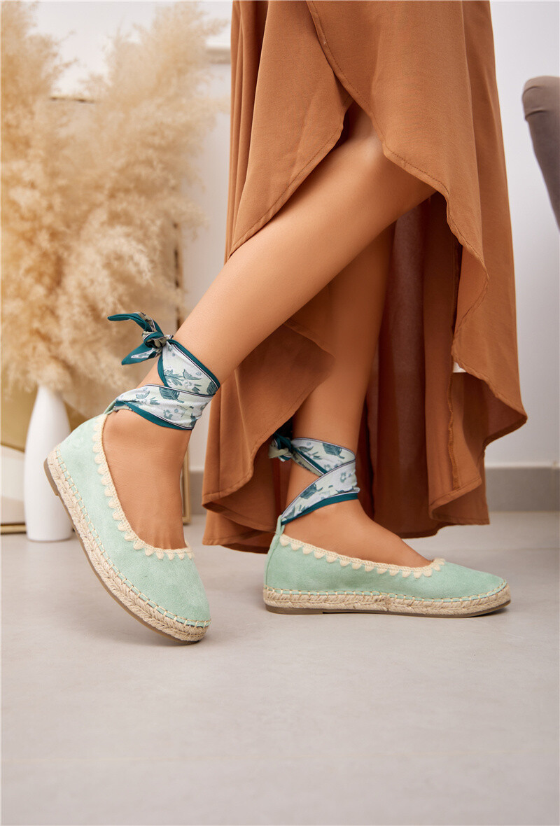 Grossiste Belle Women - Espadrille avec foulard