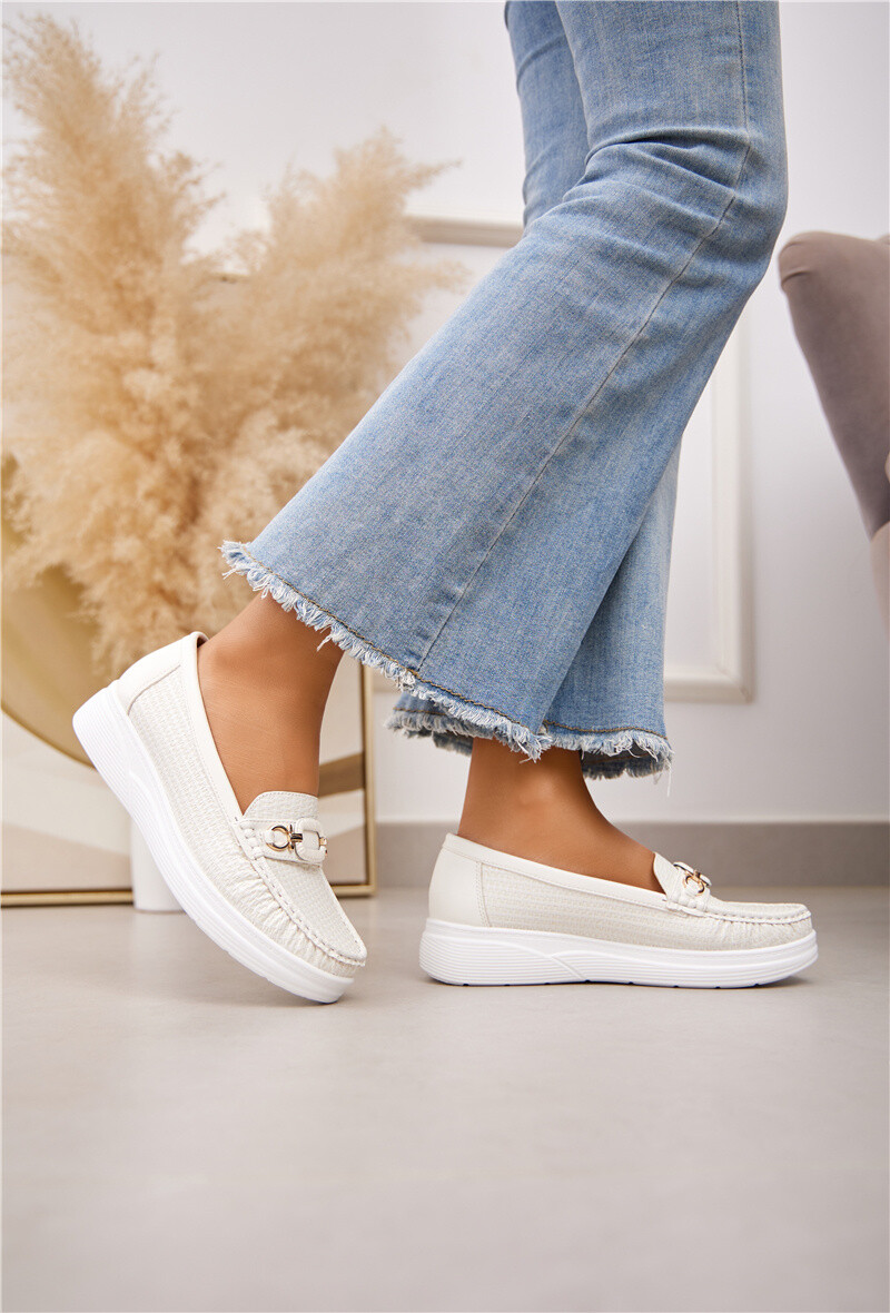 Grossiste Belle Women - Mocassins conforts effet tressé avec boucle; semelle en cuir