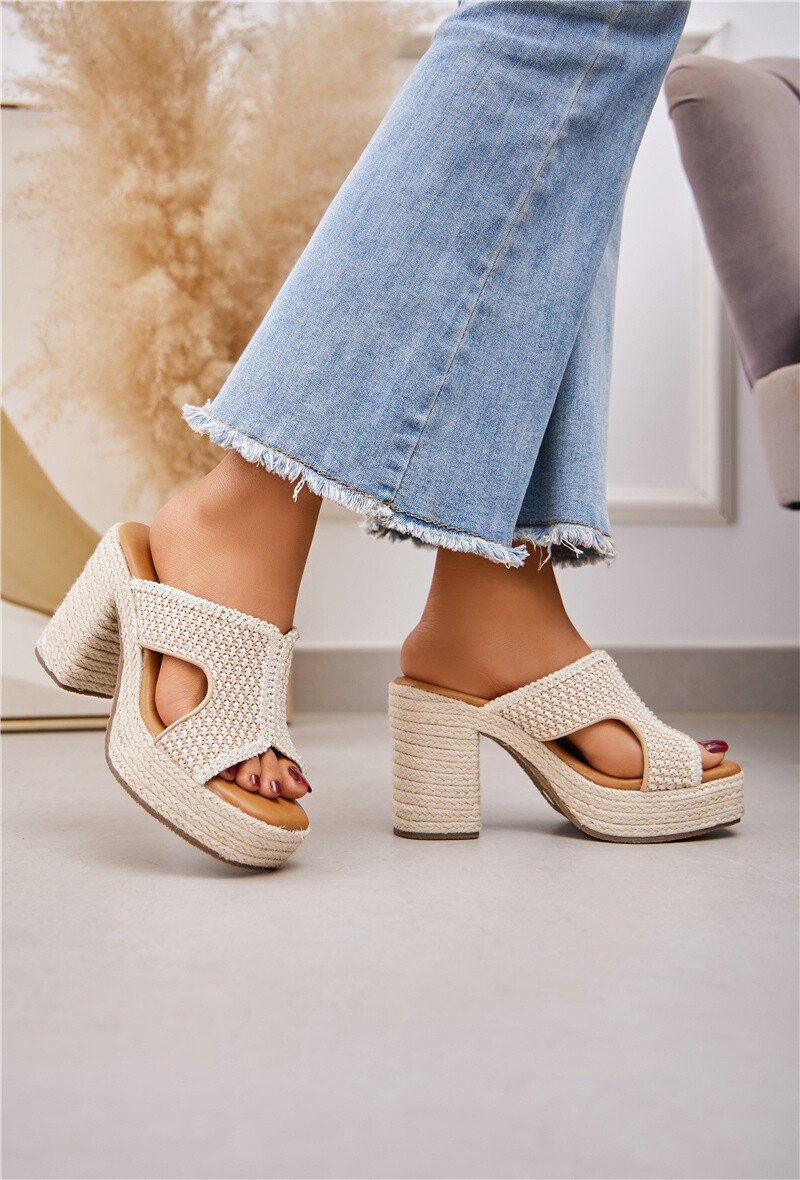 Grossiste Belle Women | Super Mode - Mules avec bride et talon tressées