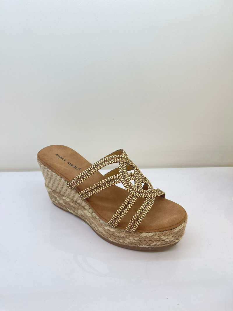 Grossiste Belle Women - Sandales compensées style bohème avec semelle effet paille