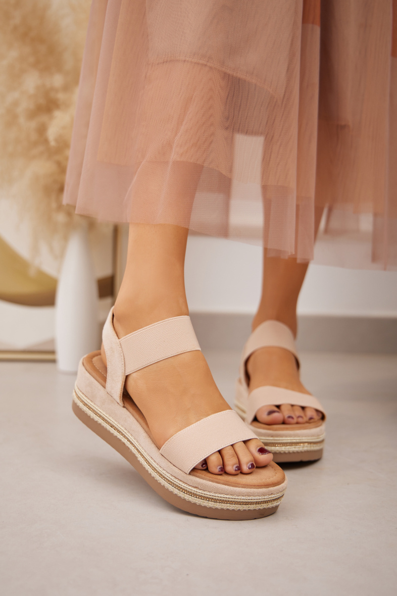 Wholesaler Belle Women - Wedge sandal with dual-material sole, rhinestones, and elastic strap.