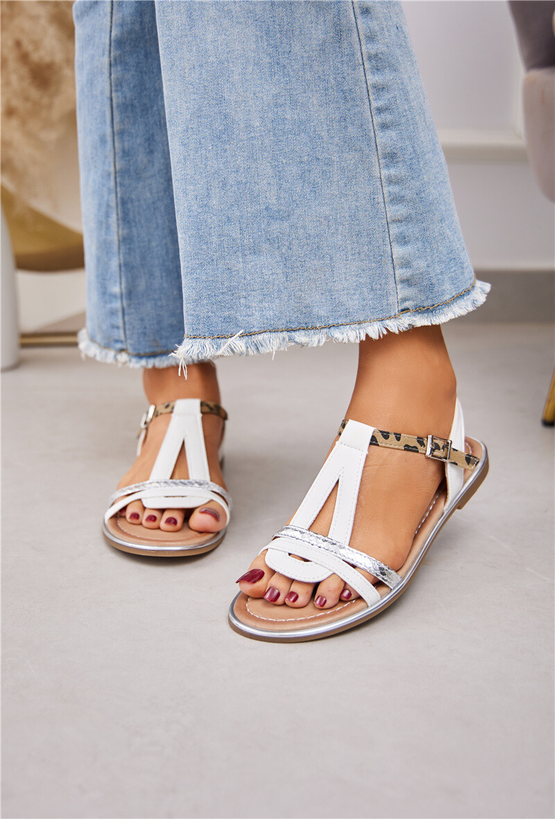 Grossiste Belle Women - Sandales avec multiples brides, dont une avec motif léopard