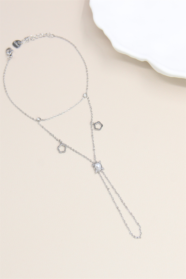 Wholesaler Bellissima - 2 in 1 bracelet ring adorned with clover in fine stainless steel chain