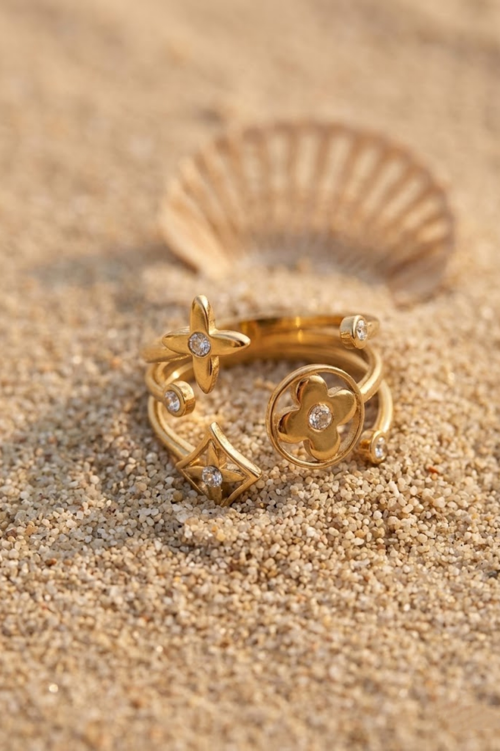 Grossiste Bellissima - Bague Fleur Ajustable Acier Inoxydable – Élégance Raffinée