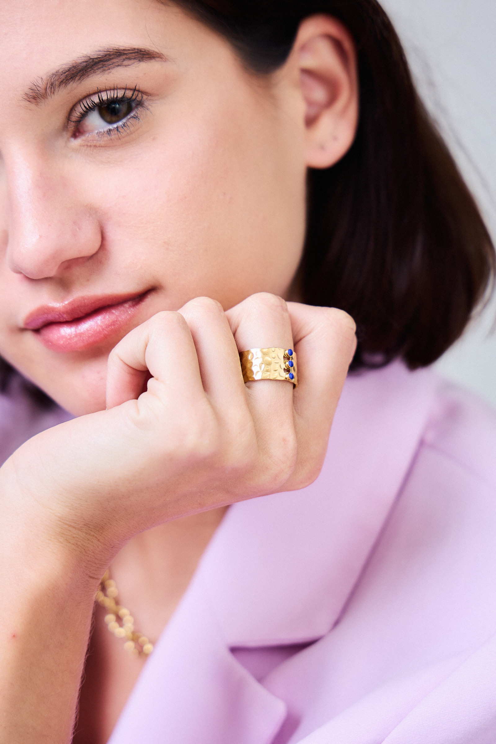 Grossiste Bellissima - Éclat Artisanal - Bague Martelée en Acier Inoxydable avec Émail