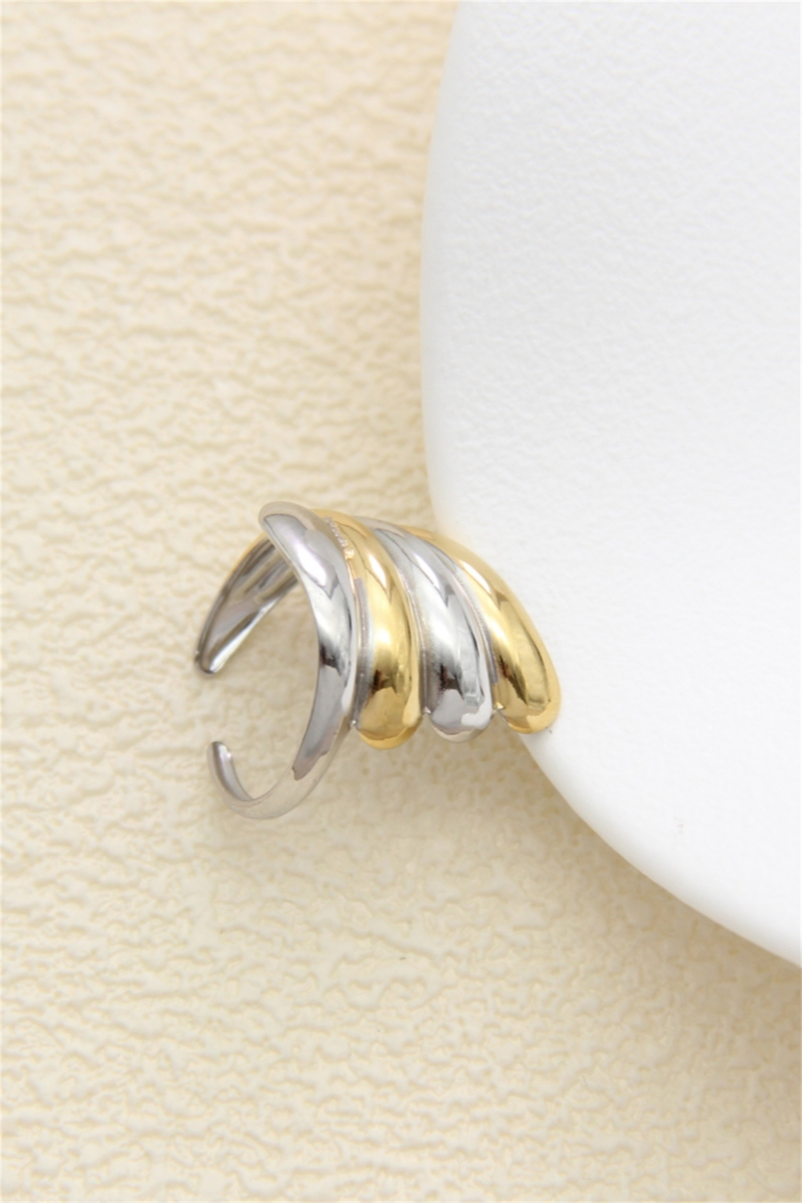 Grossiste Bellissima - Bague Bicolore en Acier Inoxydable Doré & Argenté – Design Moderne Ajustable