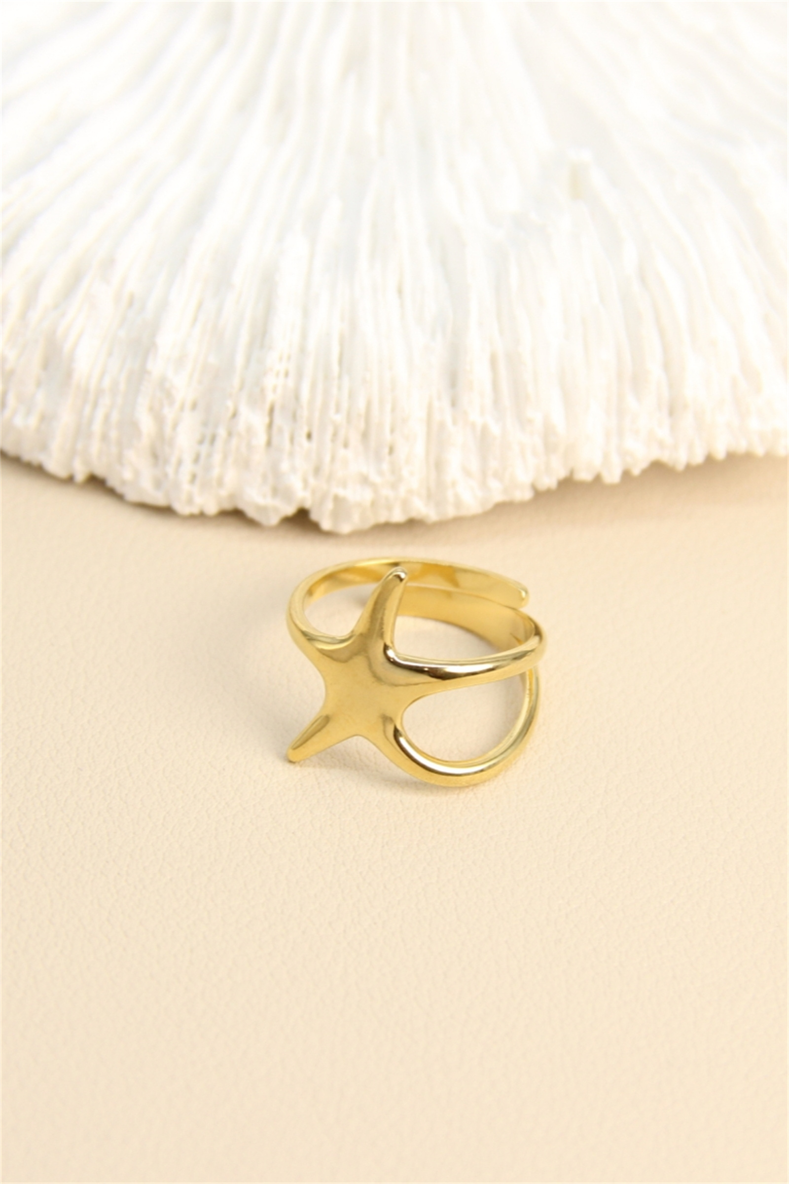 Grossiste Bellissima - Bague étoile de mer – Acier inoxydable doré