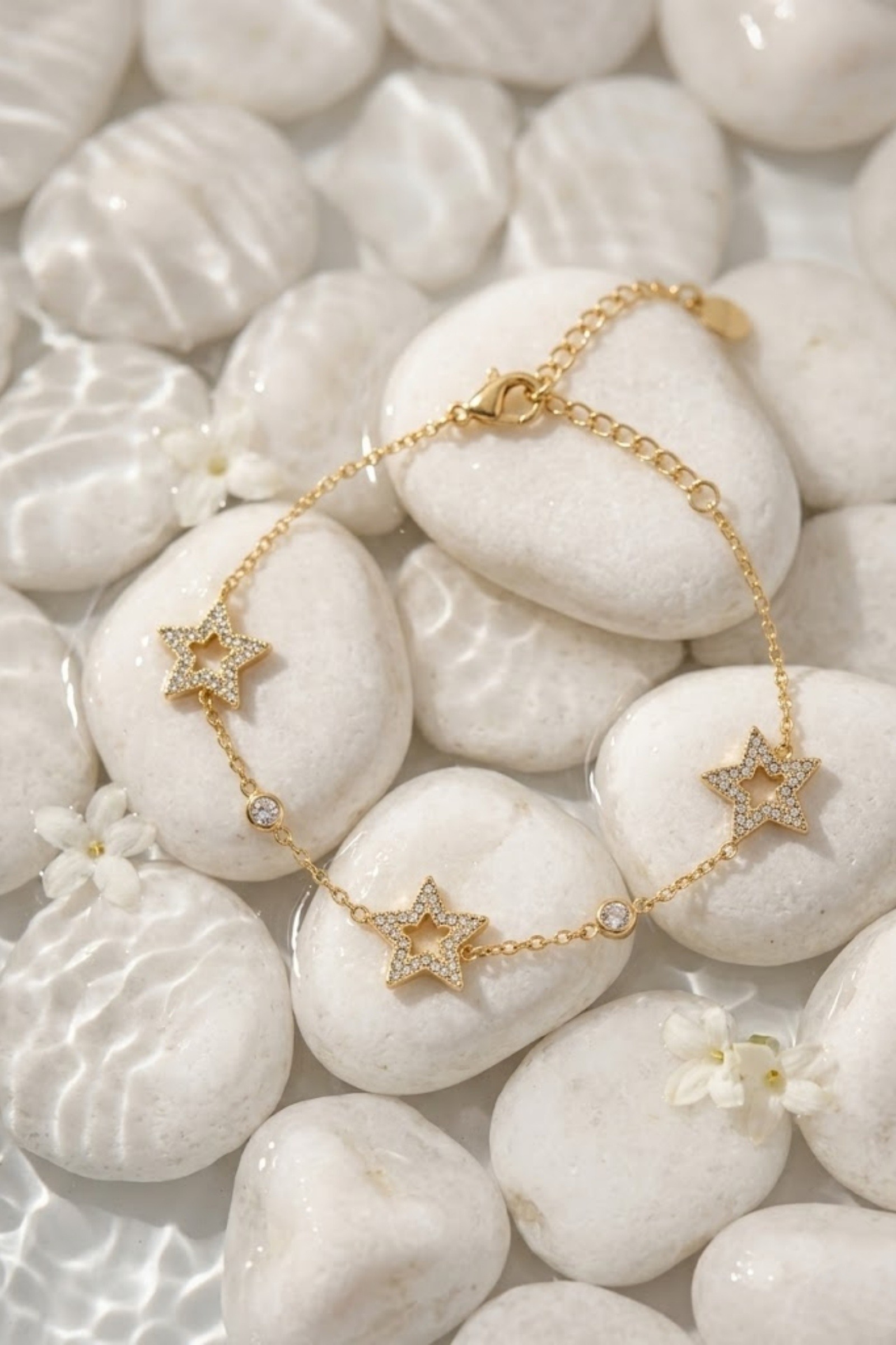 Mayorista Bellissima - Pulsera Estrella de Strass Acero Inoxidable – Brillo Elegante y Femenino