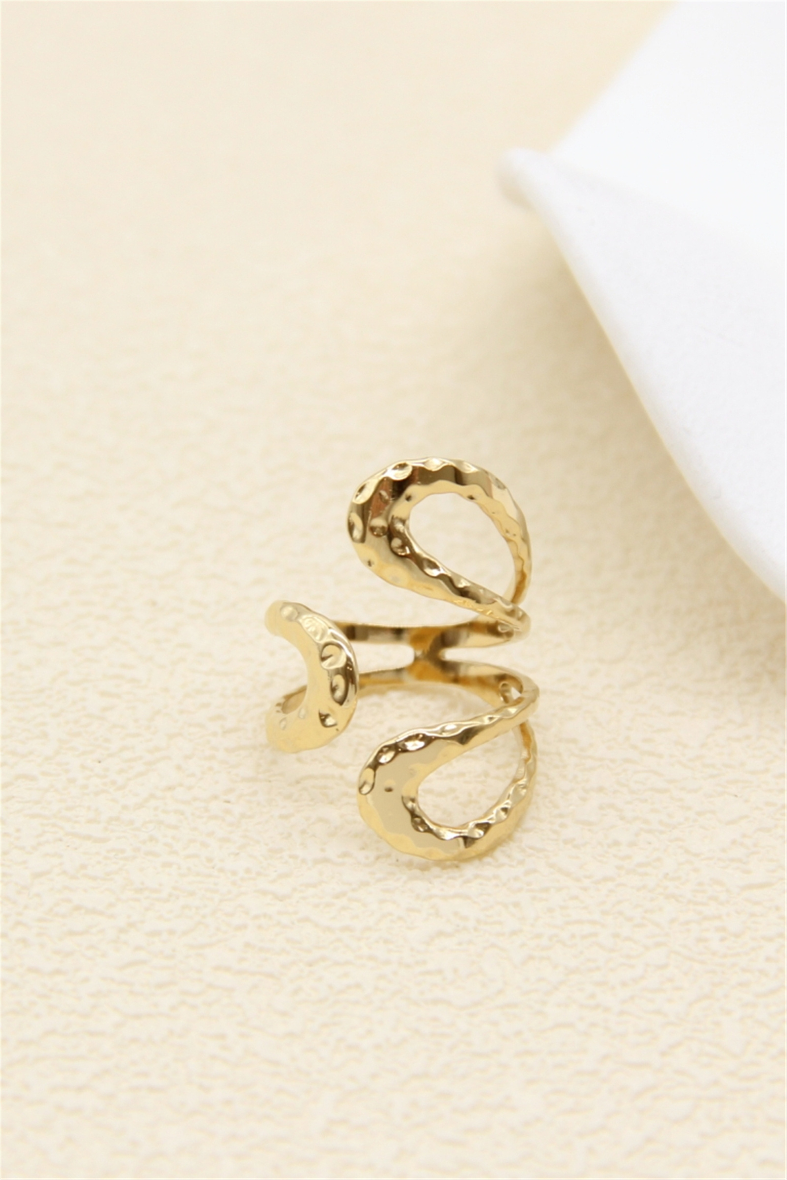 Grossiste Bellissima - Bague ajustable design organique – Acier inoxydable doré