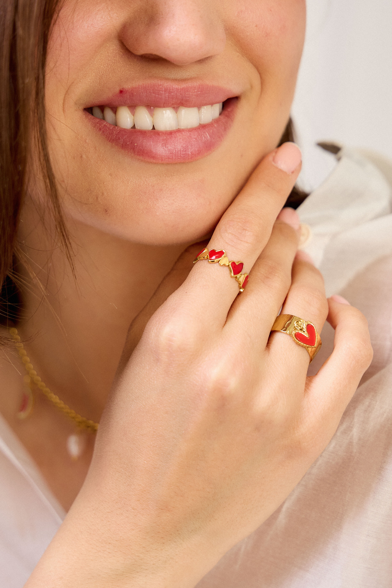 Grossiste Bellissima - Bague cœurs émaillés en acier inoxydable – Look pop & love
