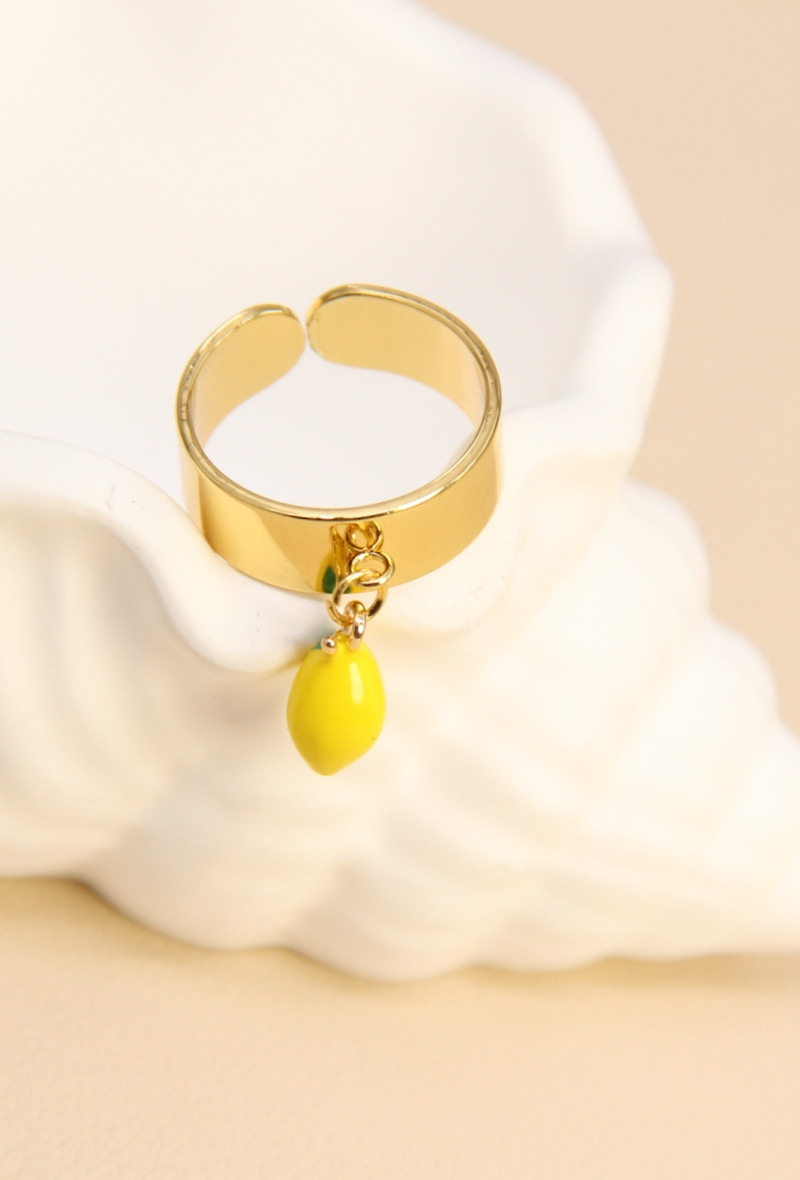 Grossiste Bellissima - Bague Breloque Citron Ajustable – Fraîcheur et Éclat Inoxydable