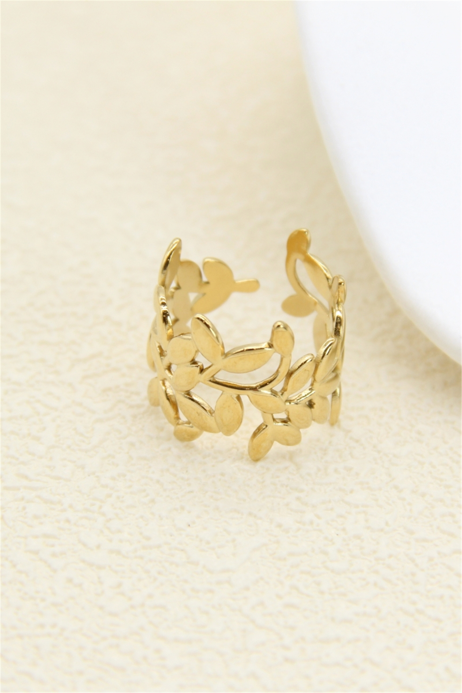 Grossiste Bellissima - Bague ajustable feuille – Bijou tendance en acier inoxydable