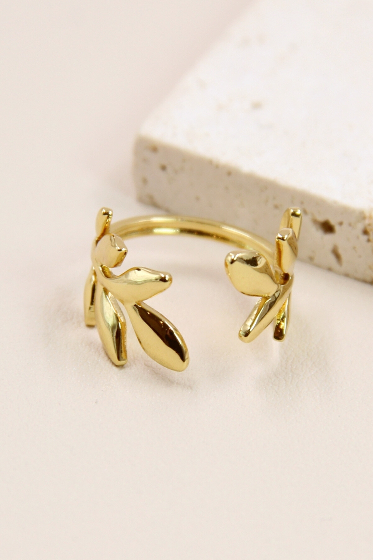 Grossiste Bellissima - Bague Feuille Ajustable en Acier Inoxydable