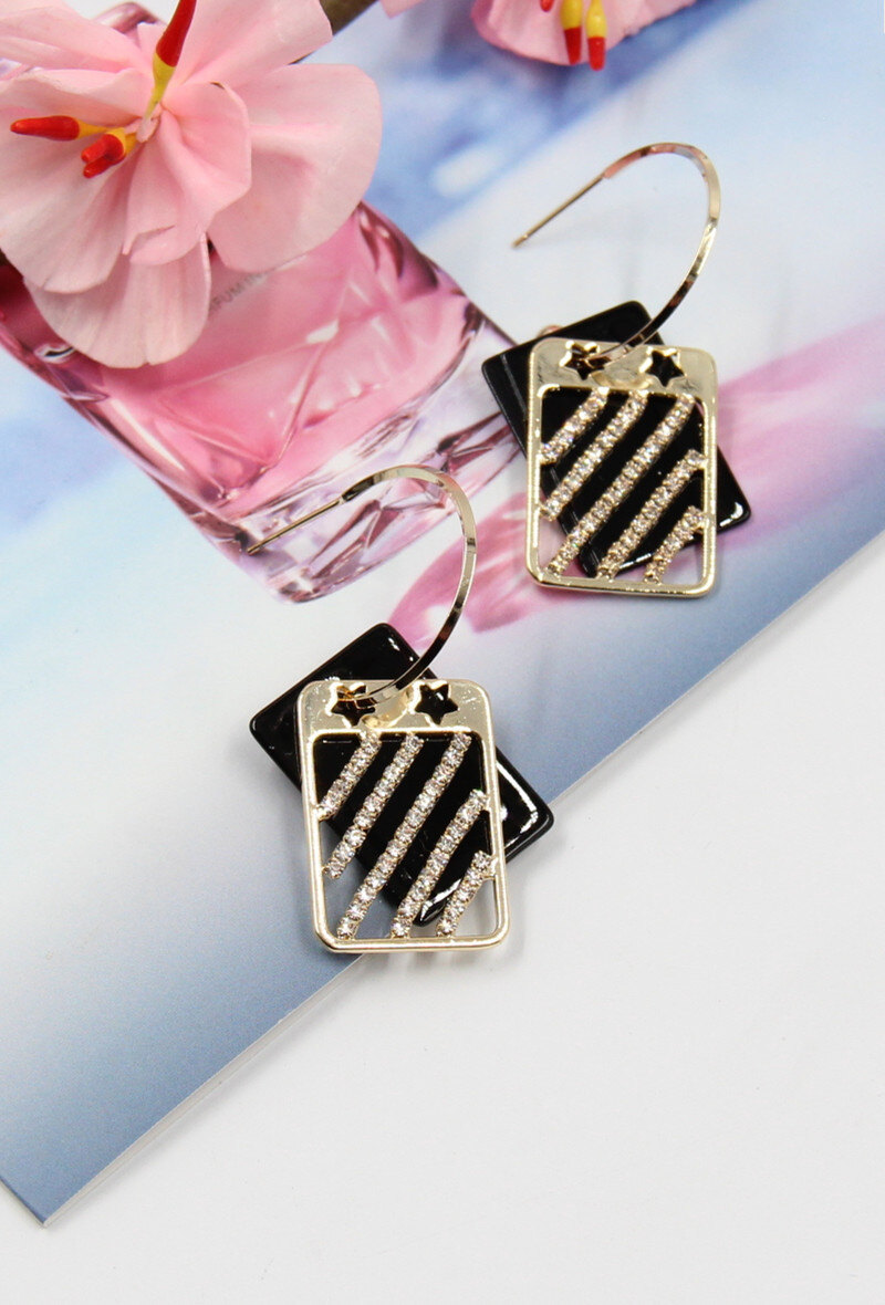 Grossiste Bellissima - Boucle d'oreille tige en argent 925 156BO31