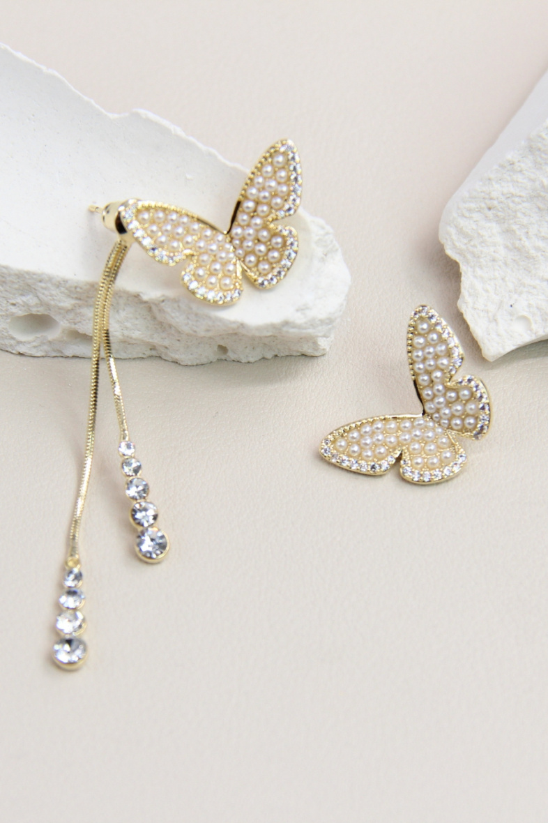 Mayorista Bellissima - Pendientes de mariposa asimétricos en tallo de plata 925 - Elegancia aireada