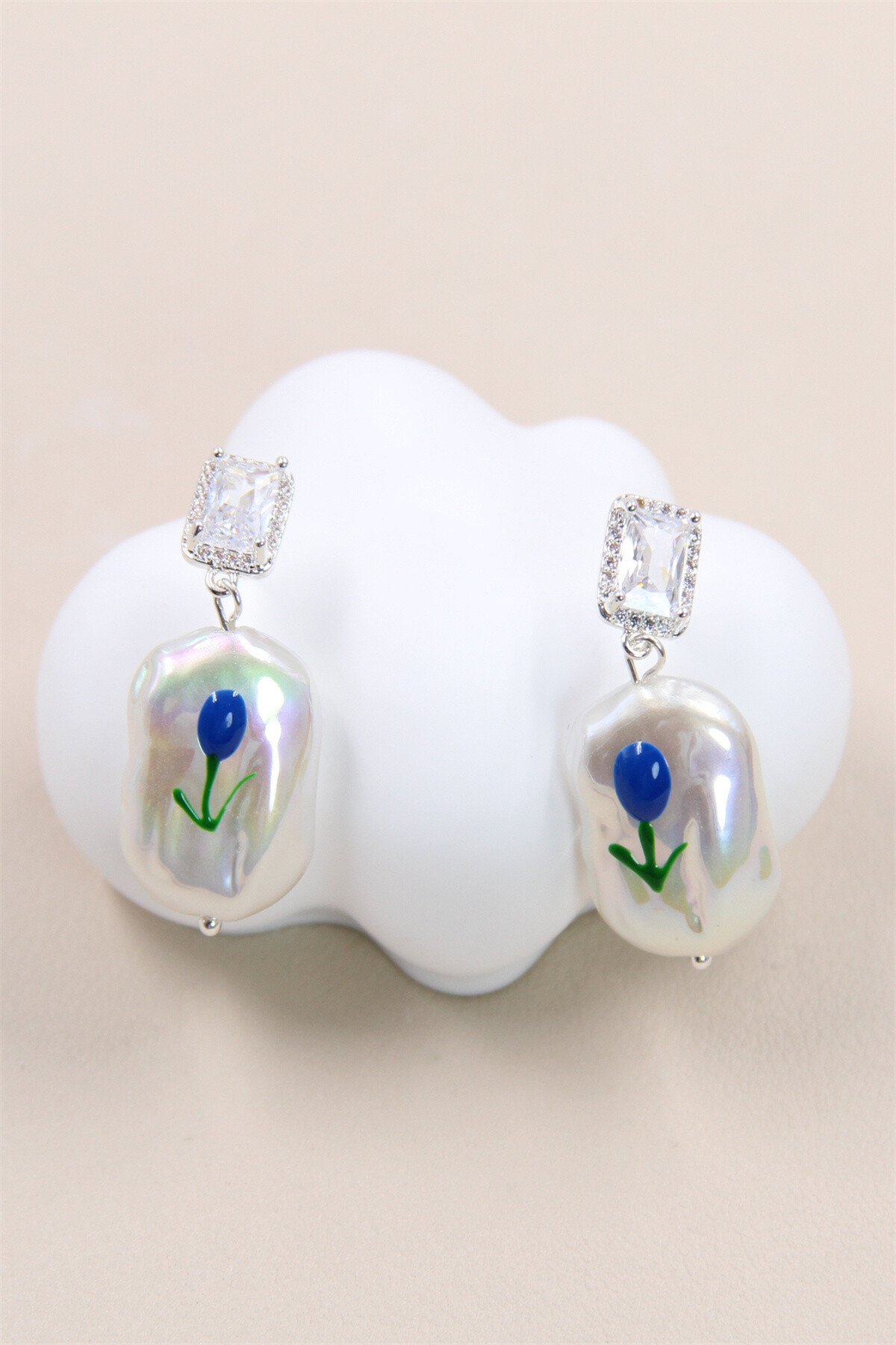 Grossista Bellissima - Orecchini a fiore decorati con perla e cristallo in argento 925 stelo ipoallergenico