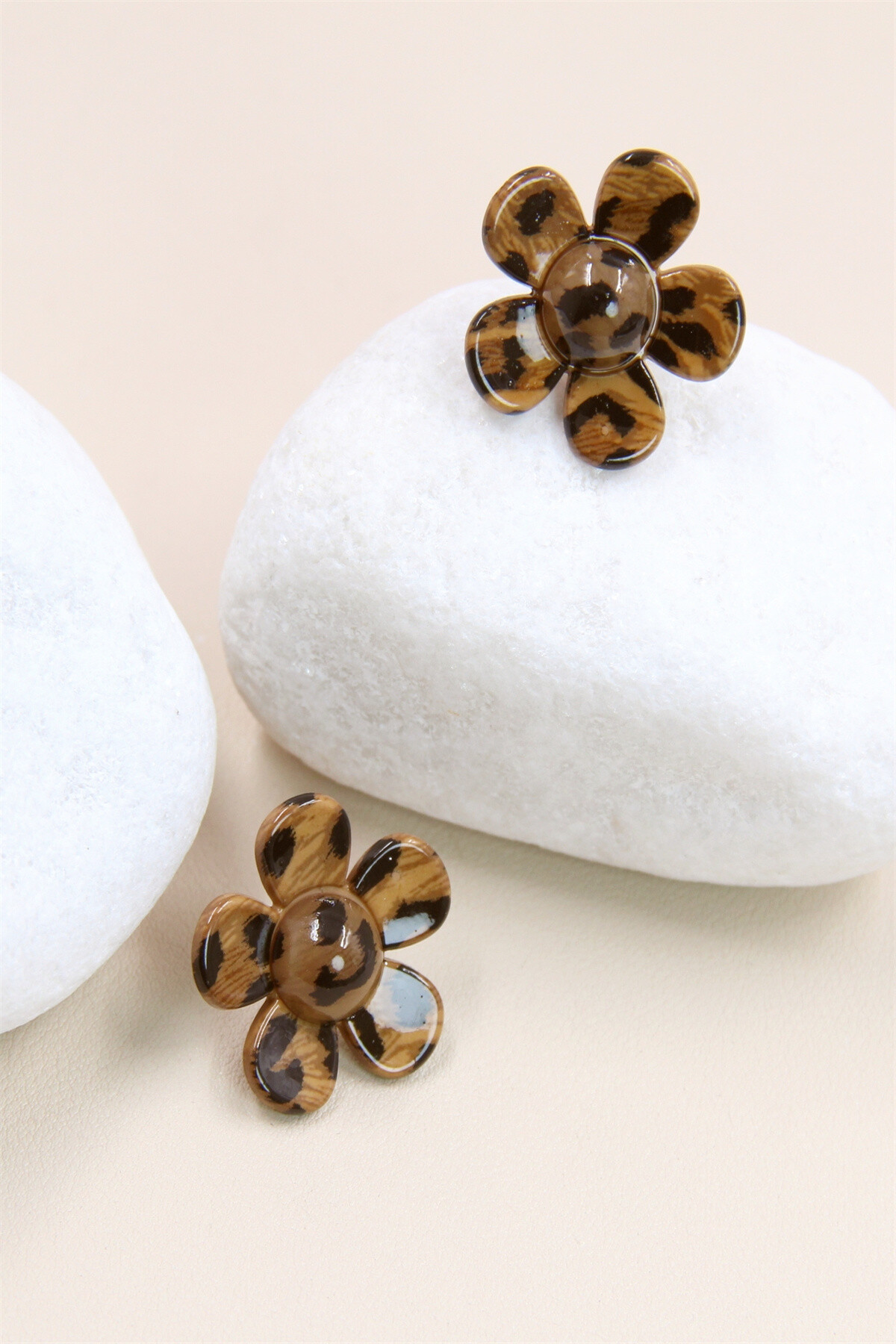 Wholesaler Bellissima - Wild Flower - Leopard Resin and Stainless Steel Earrings