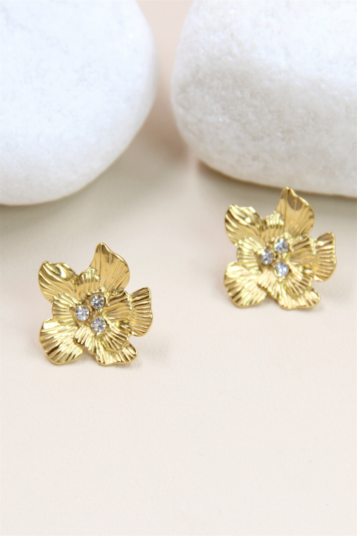 Großhändler Bellissima - Blumenohrringe aus Edelstahl – ein elegantes Accessoire