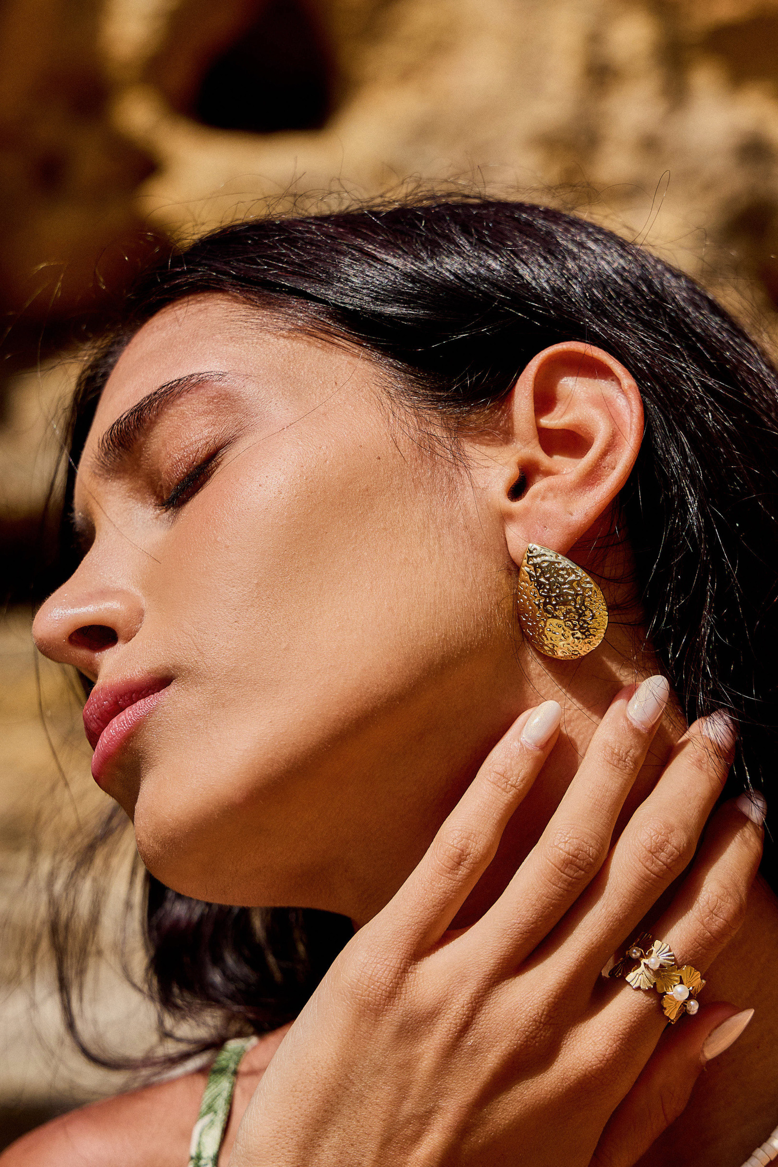 Grossiste Bellissima - Boucles d’oreilles goutte martelée – Acier inoxydable