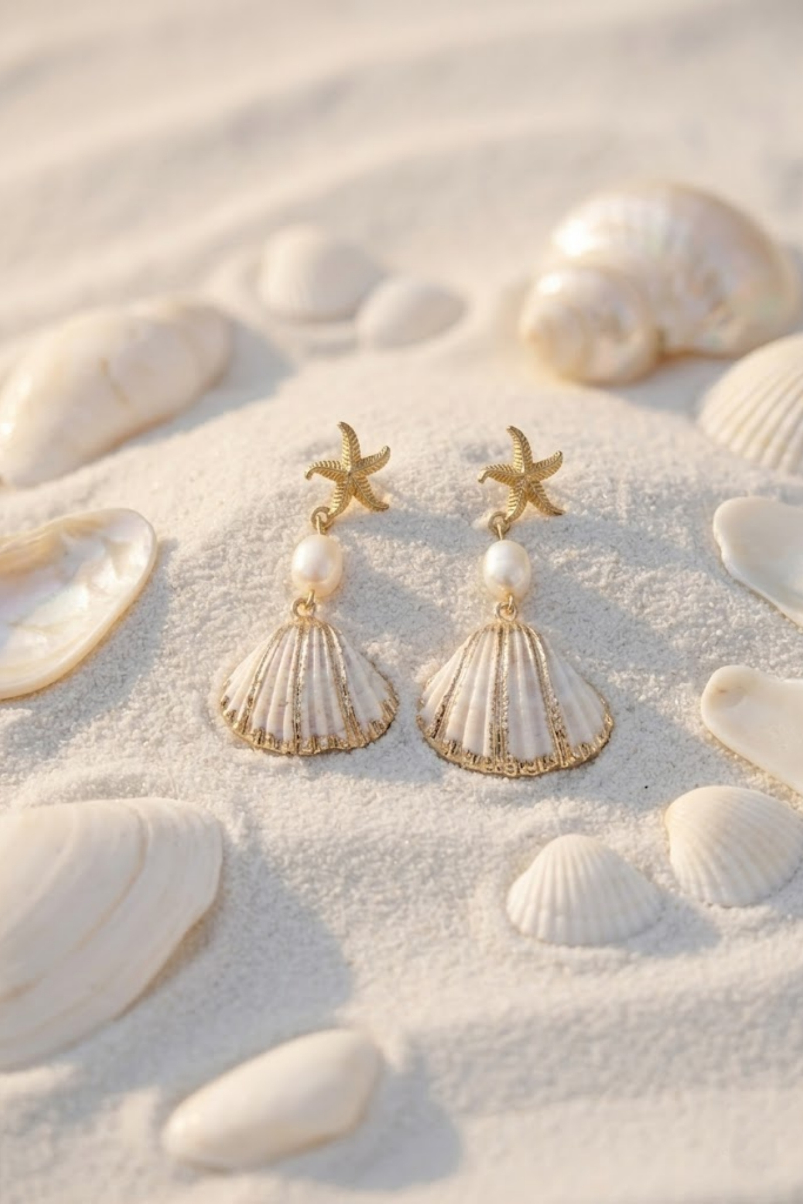 Mayorista Bellissima - Pendientes de Concha y Estrella de Mar – Acero Inoxidable Dorado