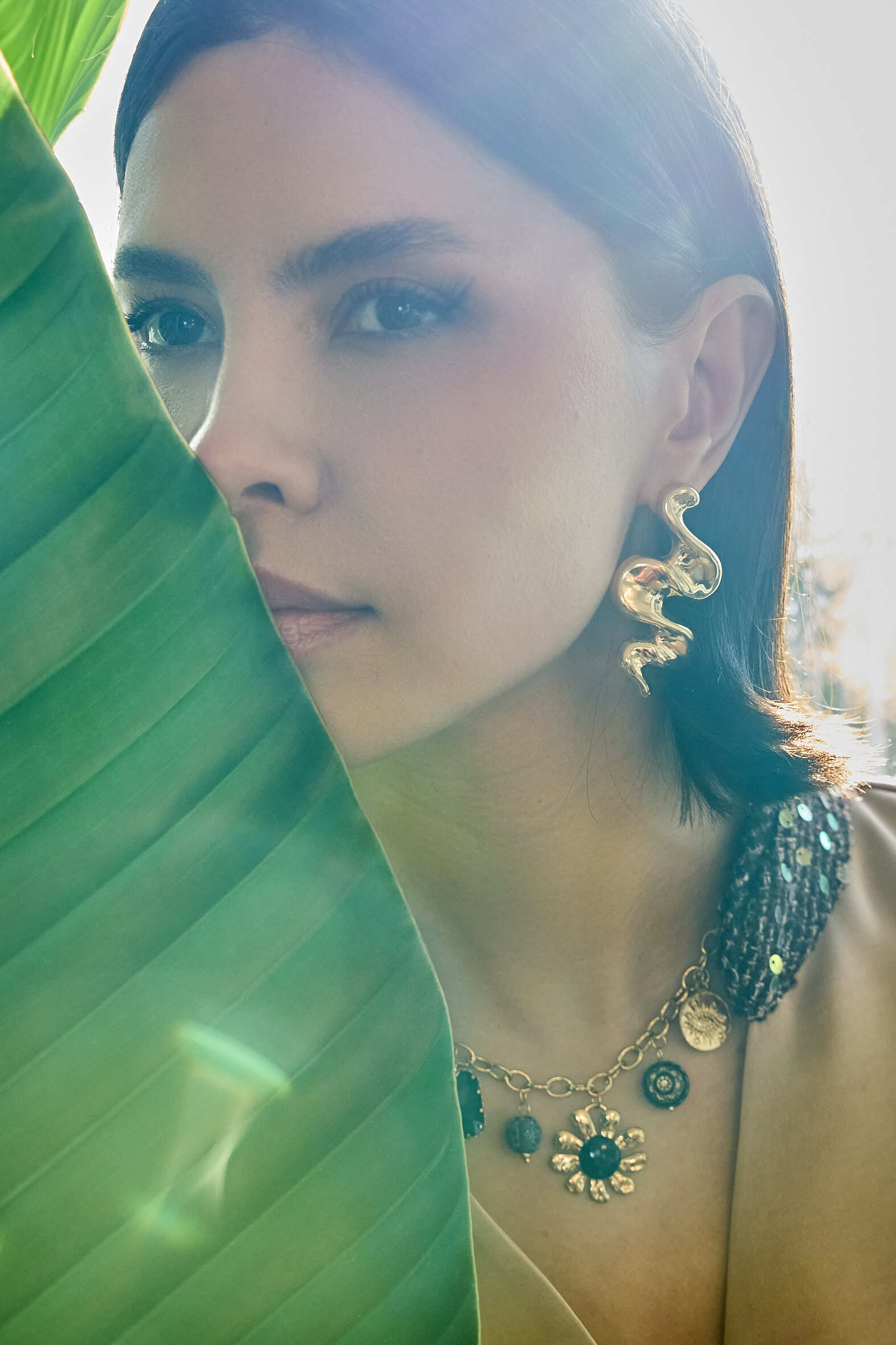 Grossiste Bellissima - Boucles d’oreilles design ondulé en acier inoxydable