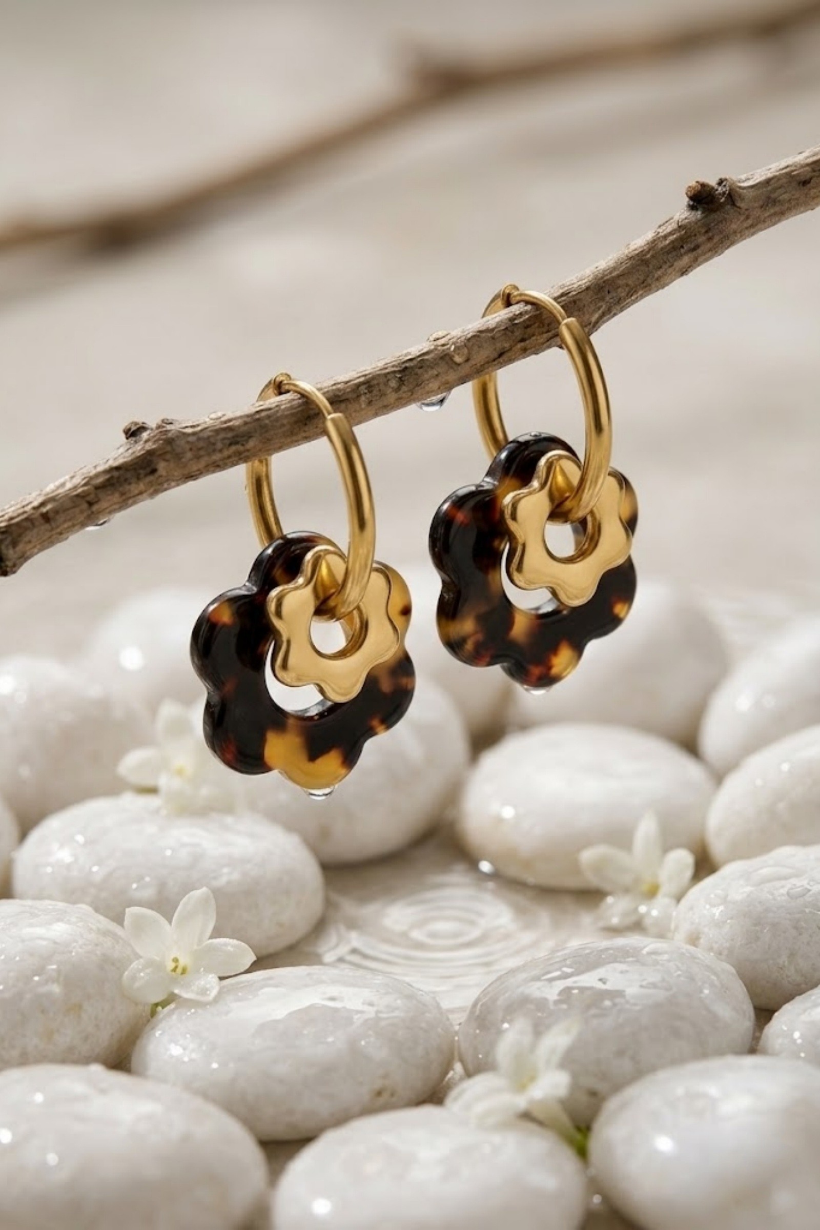 Mayorista Bellissima - Pendientes de Flor de Acero Inoxidable – Aros de Resina de Colores