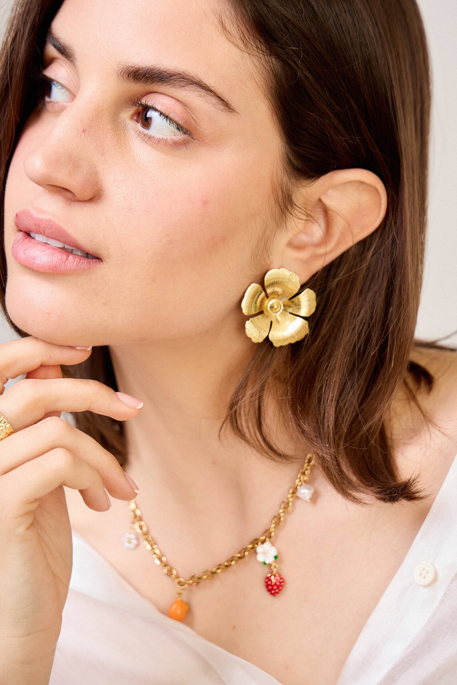 Grossiste Bellissima - Boucles d'Oreilles Fleur en Acier Inoxydable