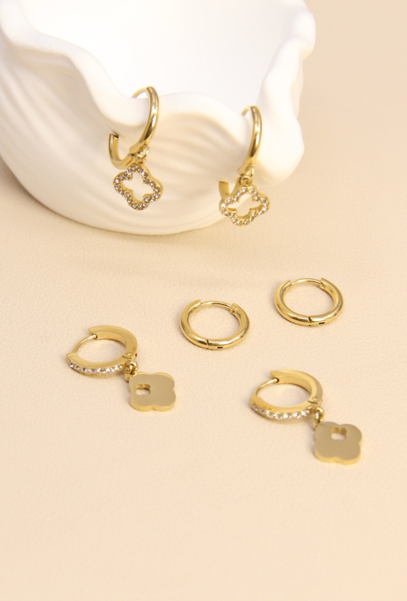 Grossiste Bellissima - Boucles d'Oreilles Modèle Trèfle set de 3 en Acier Inoxydable