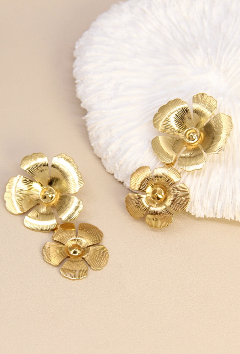 Grossiste Bellissima - Boucles d’Oreilles Fleur– Acier Inoxydable Élégant