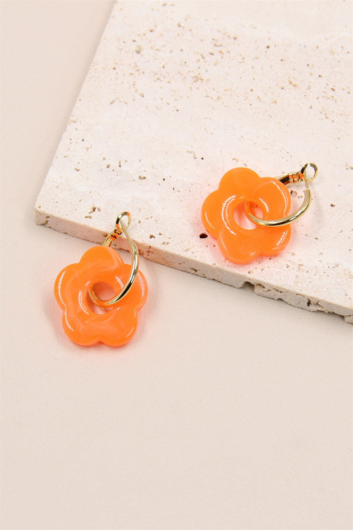Flower Shaped Earrings in Resin and Stainless Steel - Orange Popsicle - 2 - large format
