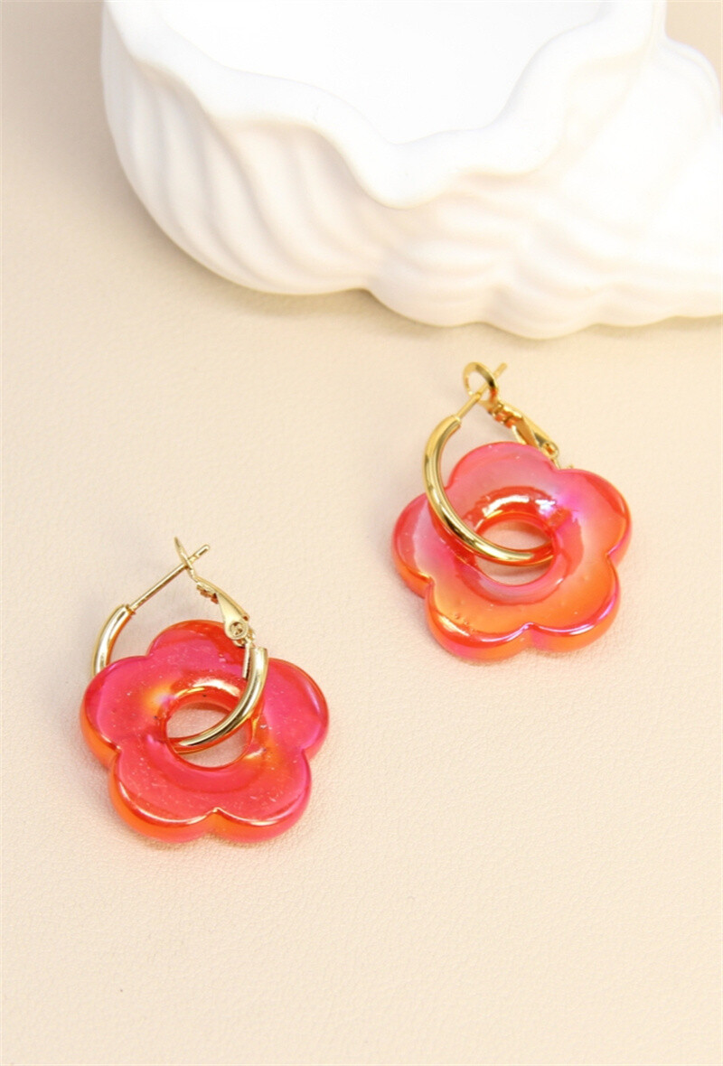 Flower Shaped Earrings in Resin and Stainless Steel - Light Red - 1 - large format
