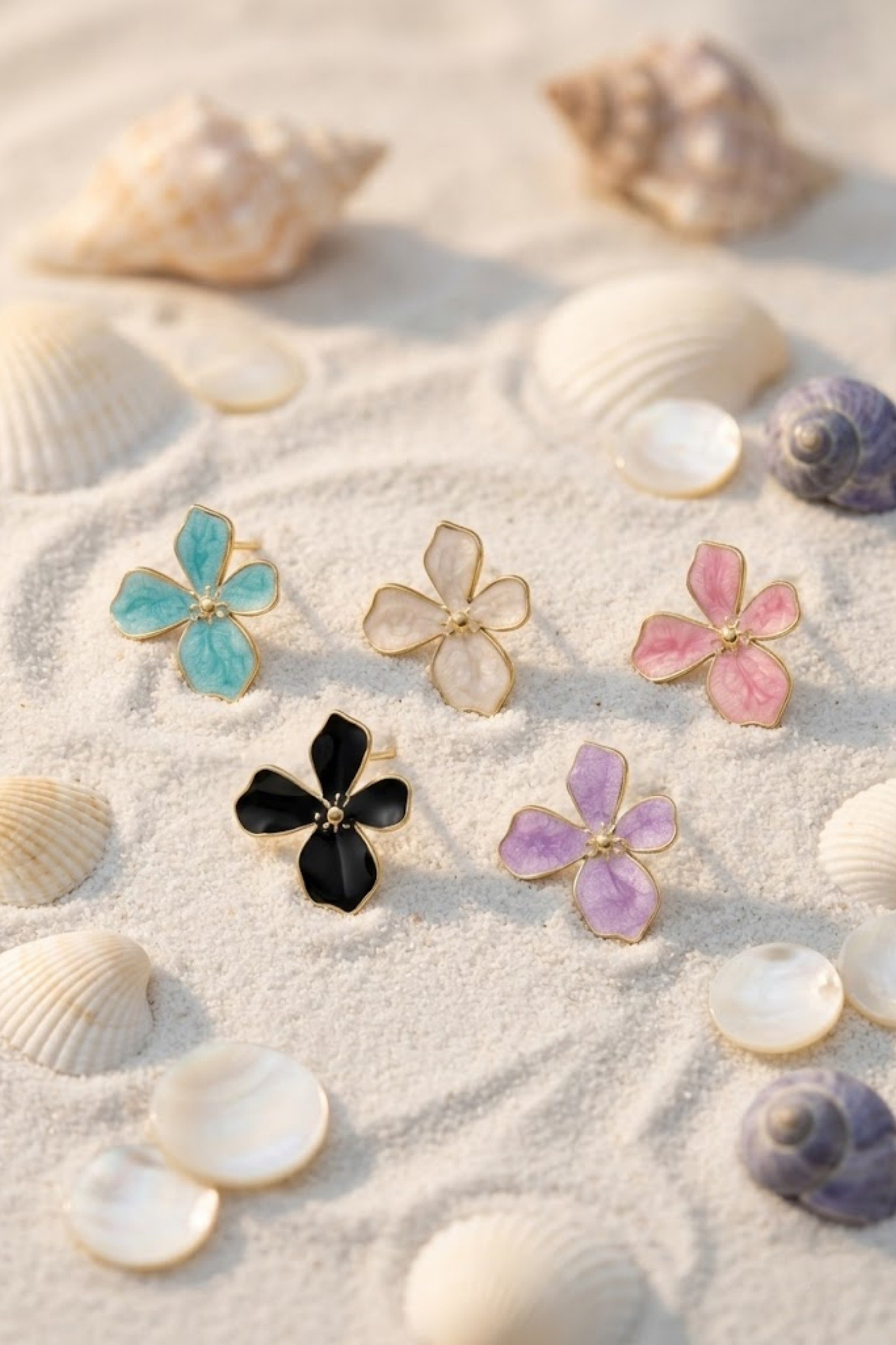 Mayorista Bellissima - Pendientes de Flor Esmaltada – Acero Inoxidable