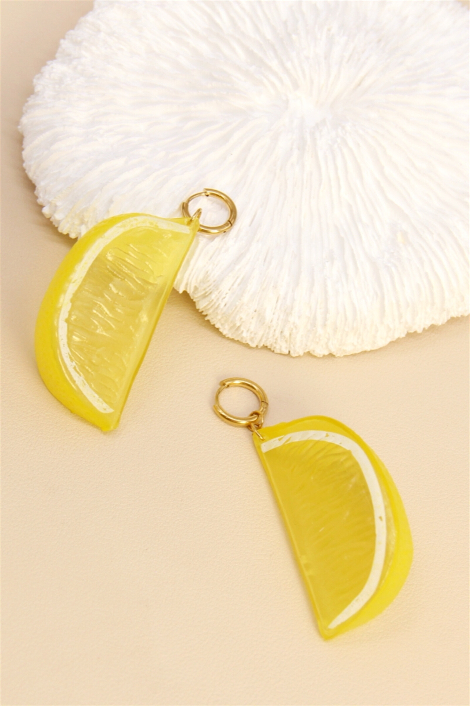 Grossiste Bellissima - Boucles d’oreilles Citron Tranche – Audacieusement acidulées