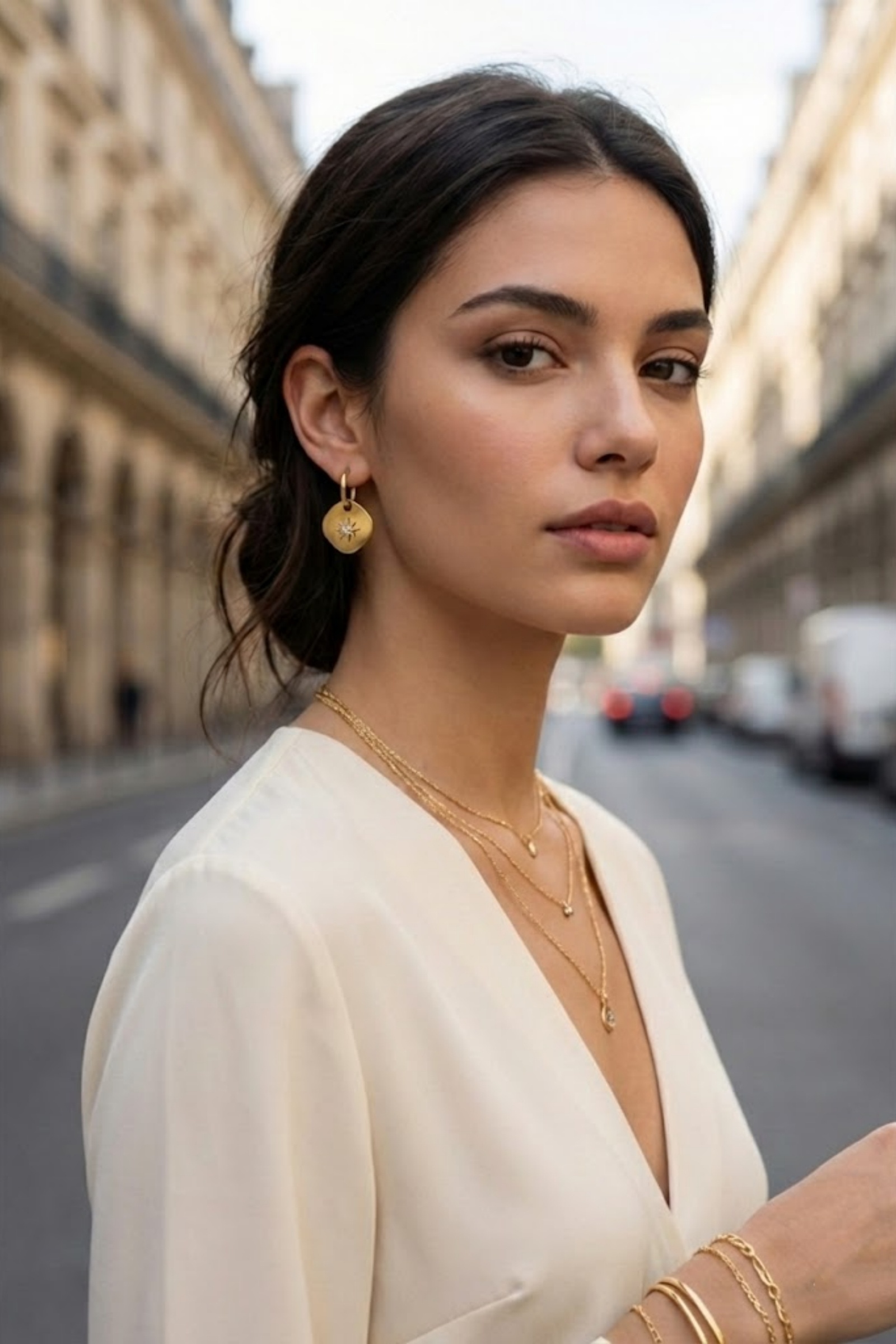 Grossiste Bellissima - Boucles d’Oreilles Médaillon Étoile – Acier Inoxydable Doré