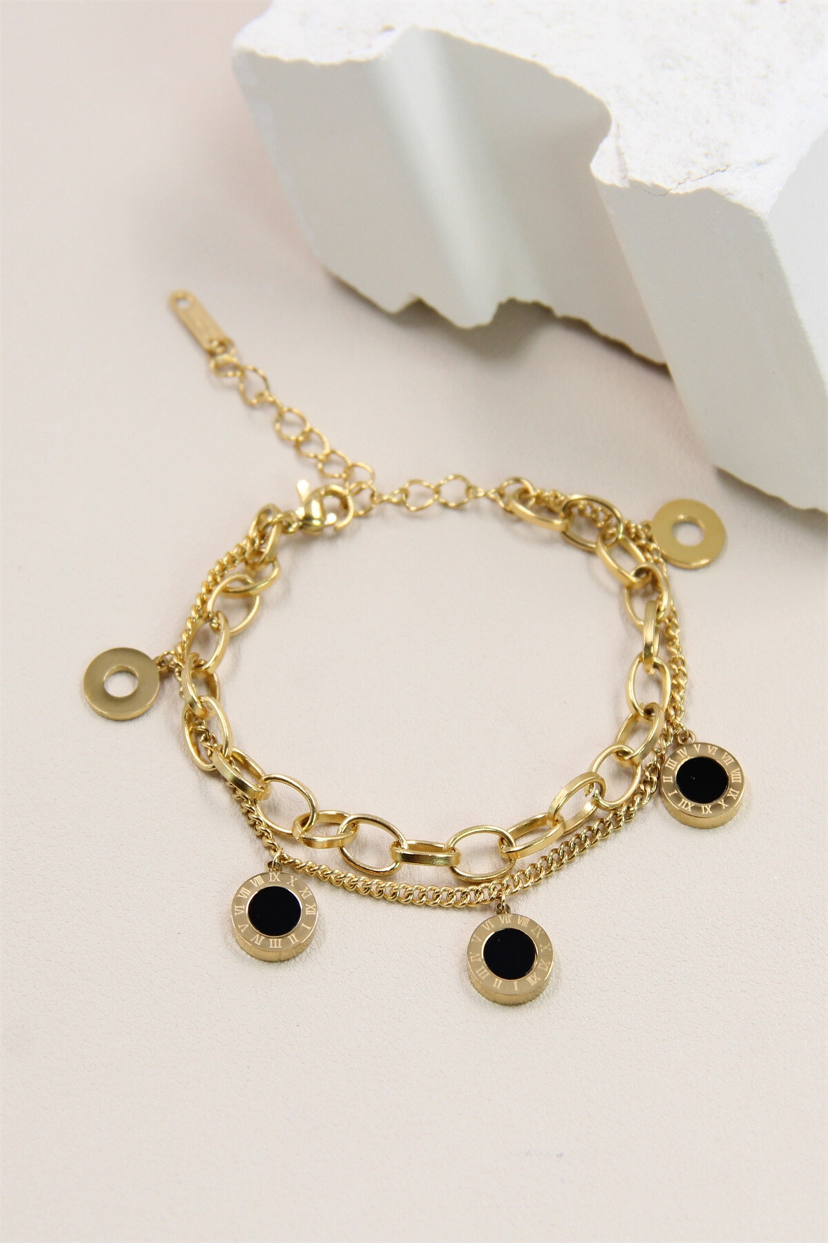Großhändler Bellissima - Charm-Armband aus Edelstahl – ein modisches Schmuckstück