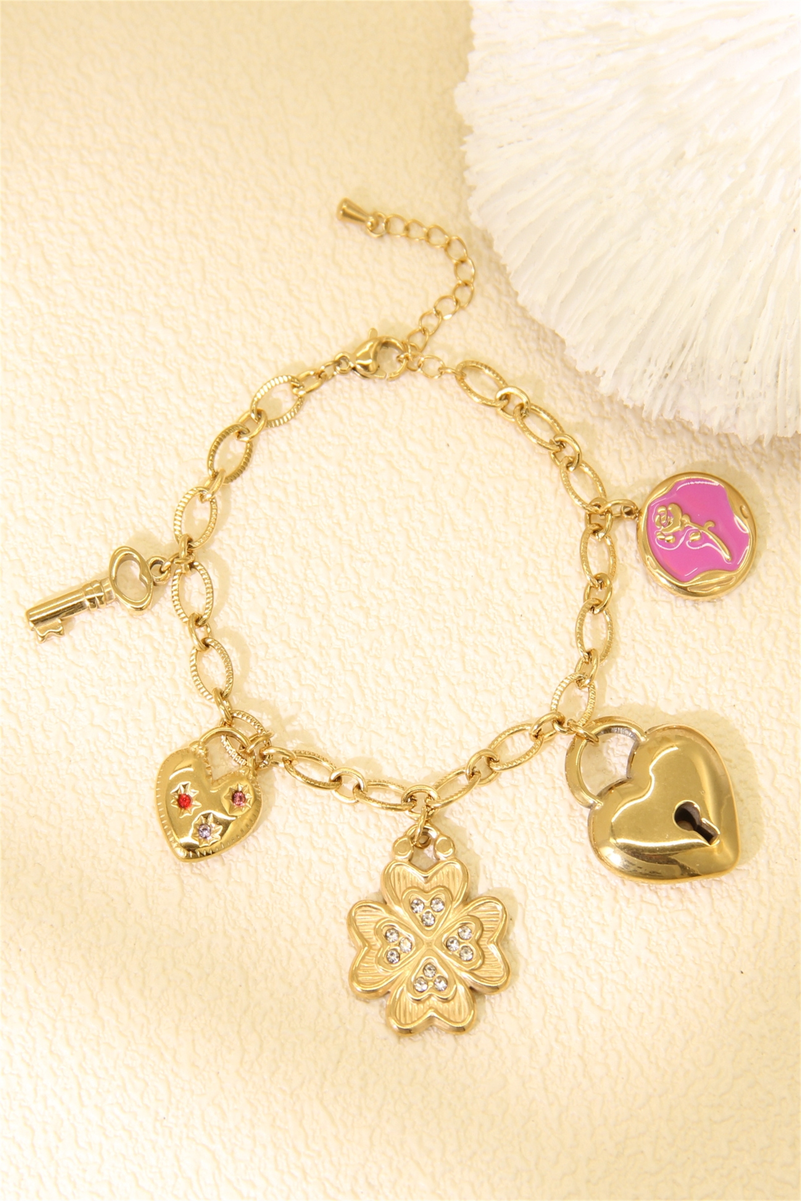 Grossiste Bellissima - Bracelet Charms Cœur Cadenas en Acier Inoxydable