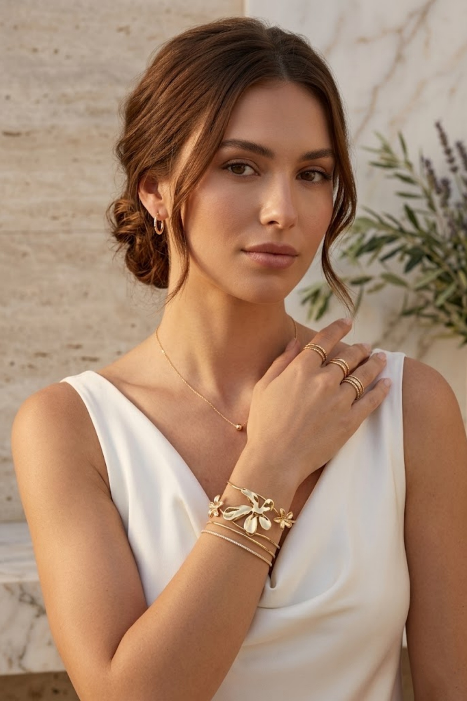 Grossiste Bellissima - Bracelet Manchette Fleur en Acier Inoxydable