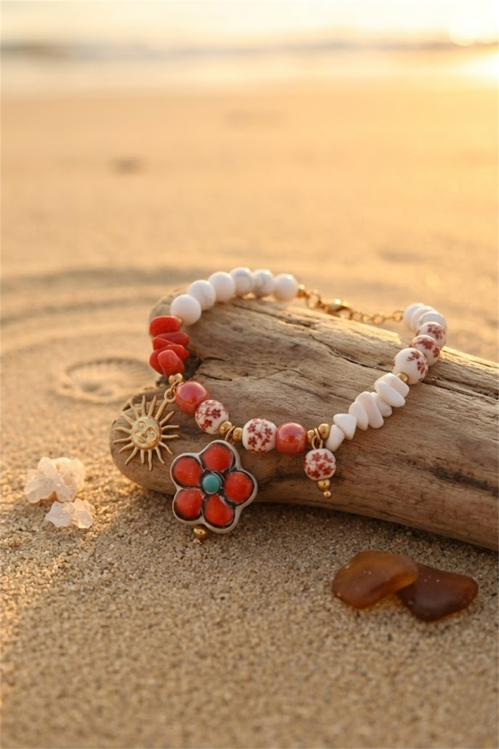 Grossiste Bellissima - Bracelet Perle Rouge Charms Fleur – Acier Inoxydable Doré
