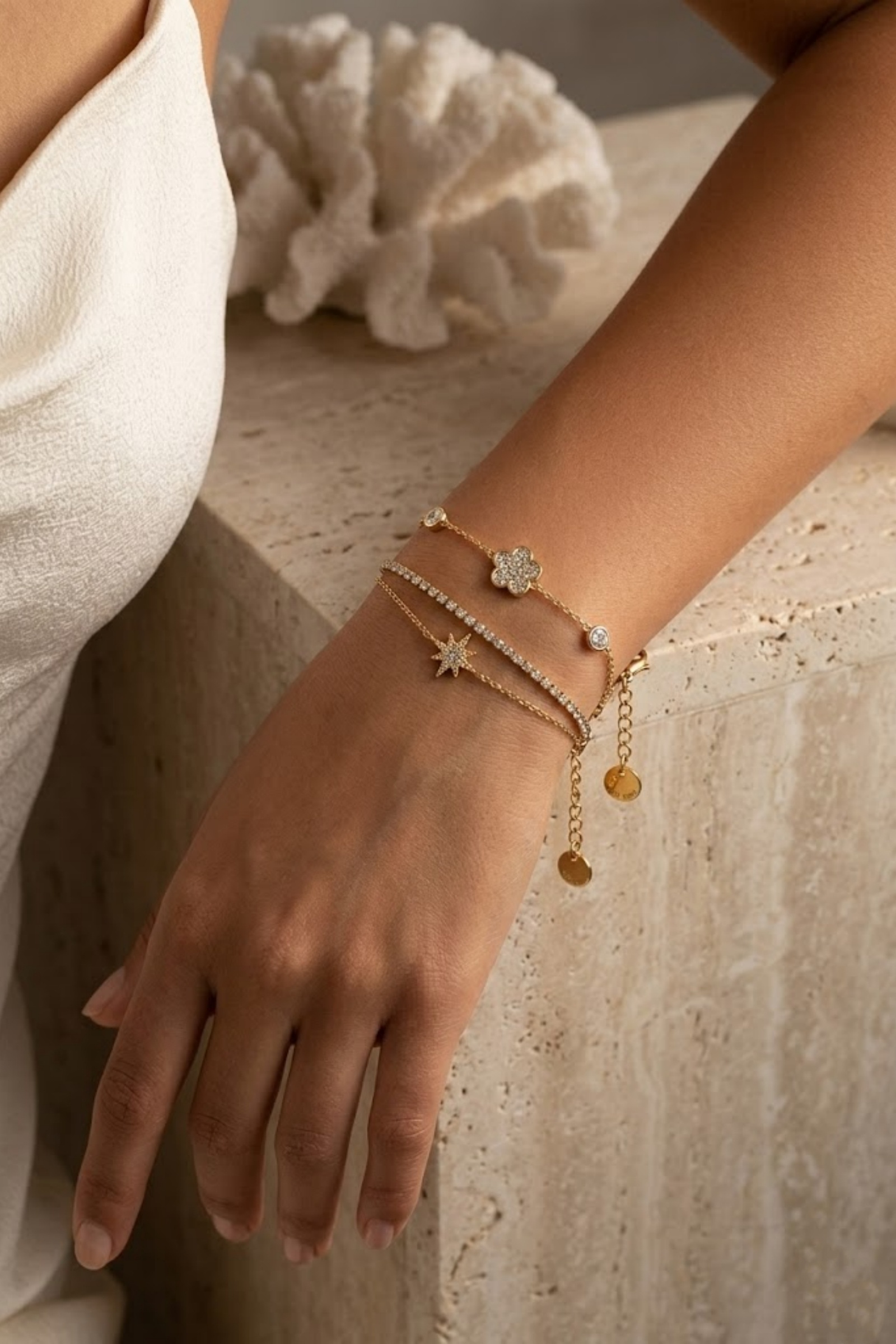 Grossiste Bellissima - Bracelet Fleur Strass – Acier Inoxydable Délica