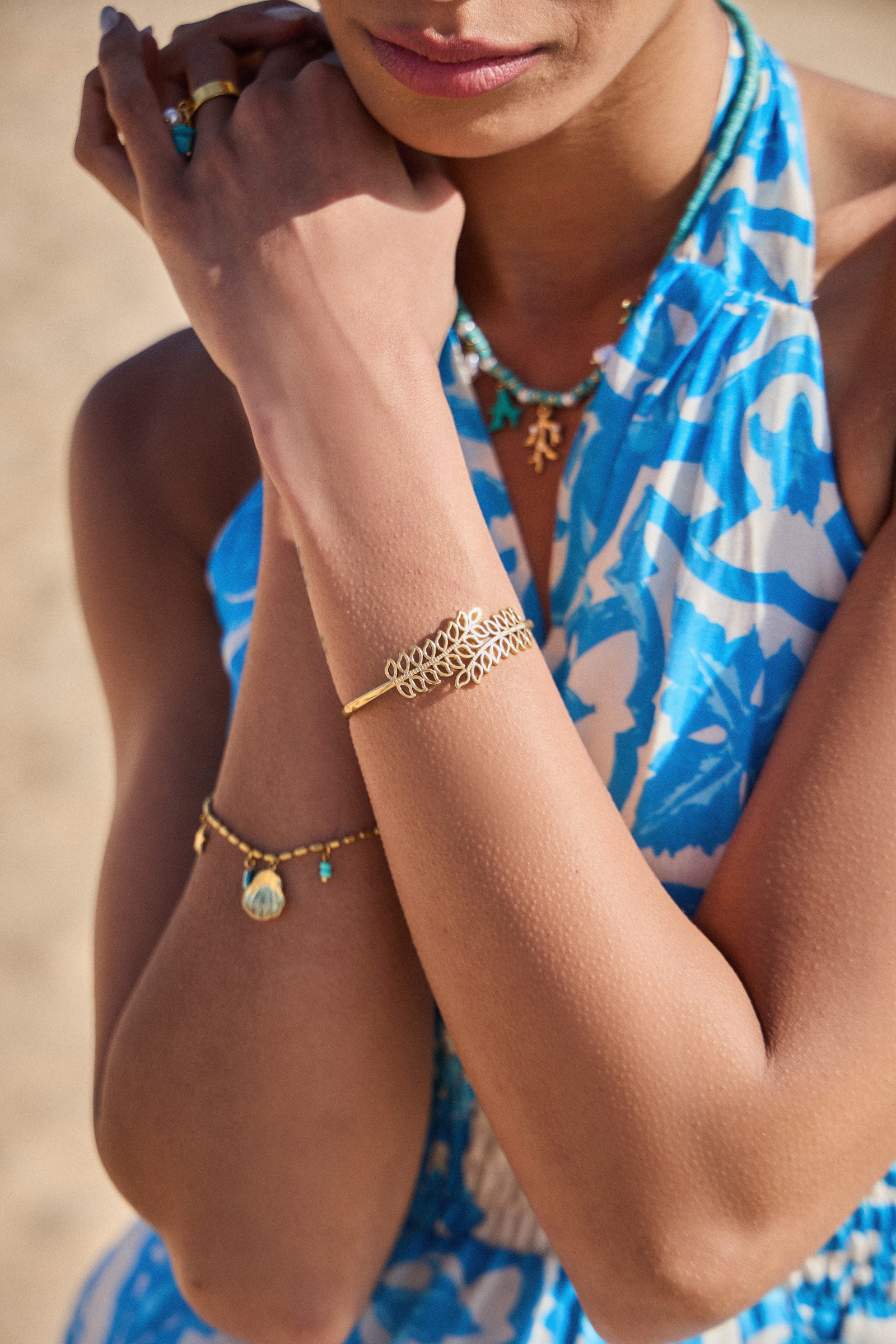 Grossiste Bellissima - Bracelet fleur jonc ajustable en acier inoxydable – éclat de l'océan