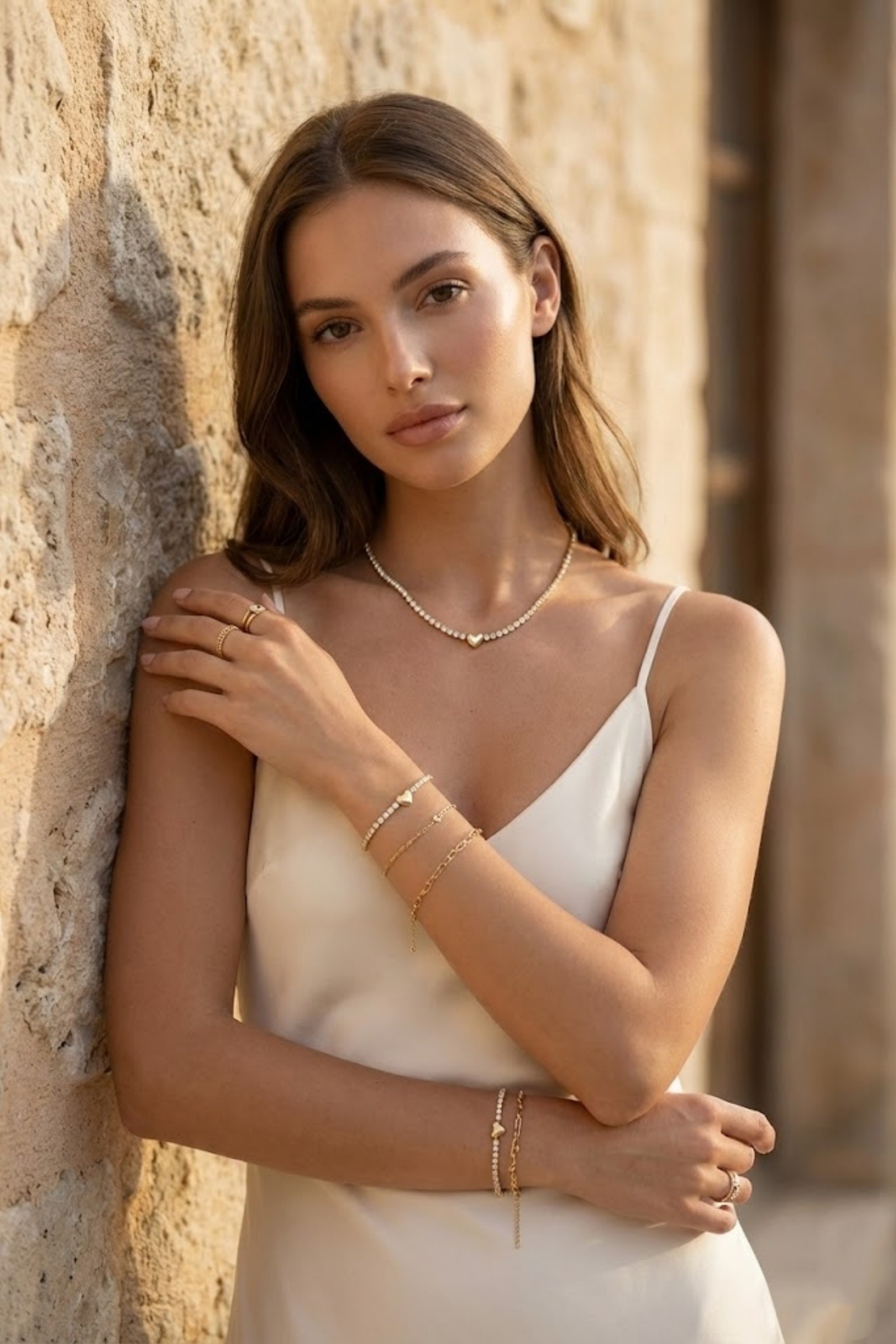 Grossiste Bellissima - Bracelet Cœur Doré – Bracelet Strass Acier Inoxydable Élégant