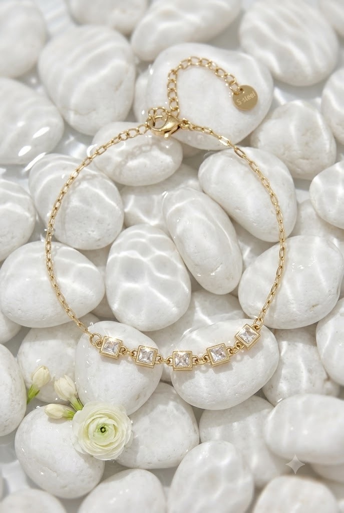 Mayorista Bellissima - Pulsera de Acero Inoxidable con Strass Cuadrados – El Brillo Chic del Día a Día