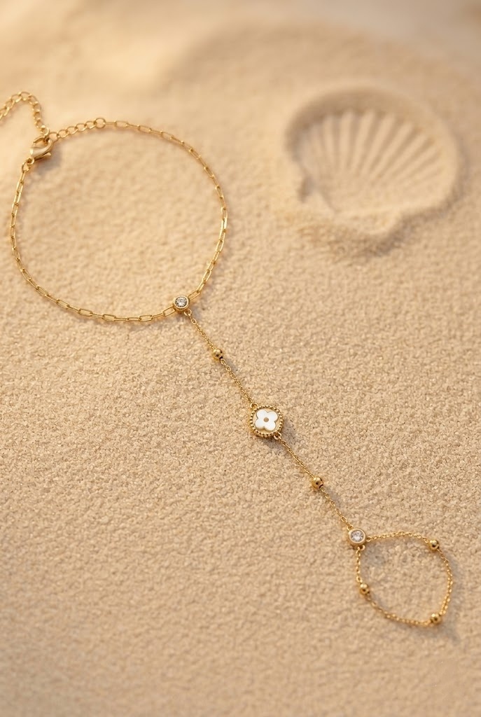 Grossiste Bellissima - Chaîne de Main Acier Inoxydable Fleur & Strass – Bijou Élégant