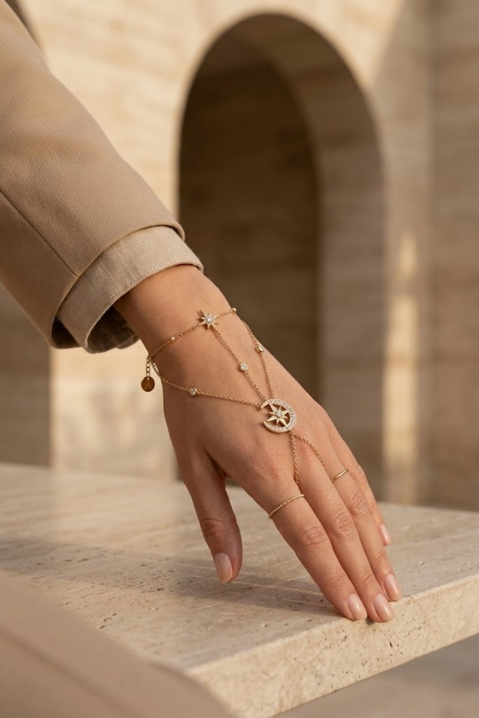 Großhändler Bellissima - Stern & Mond Hand Schmuck – Himmlischer Glanz