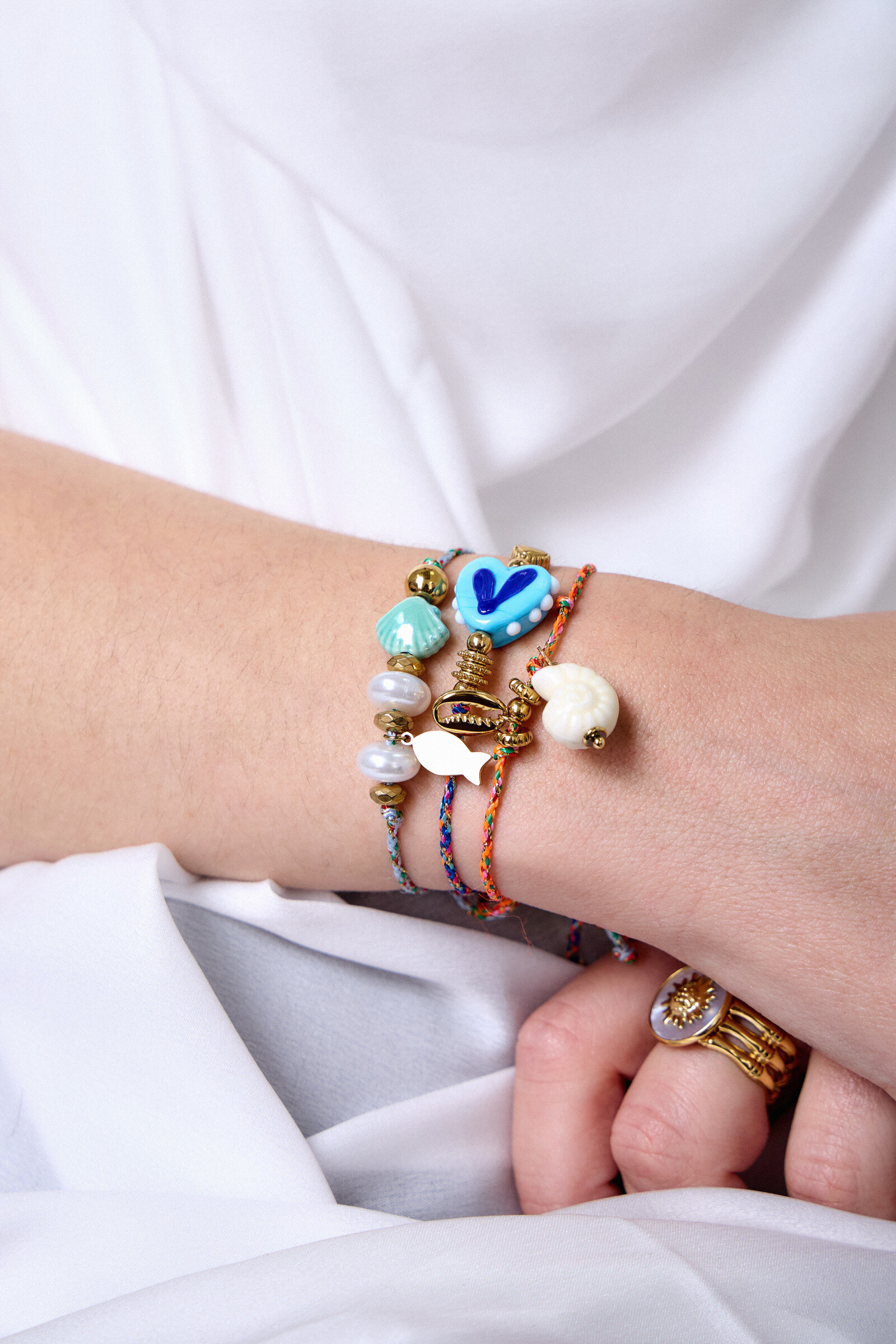 Grossiste Bellissima - Bracelet coulissant trio – céramique & cordon tressé