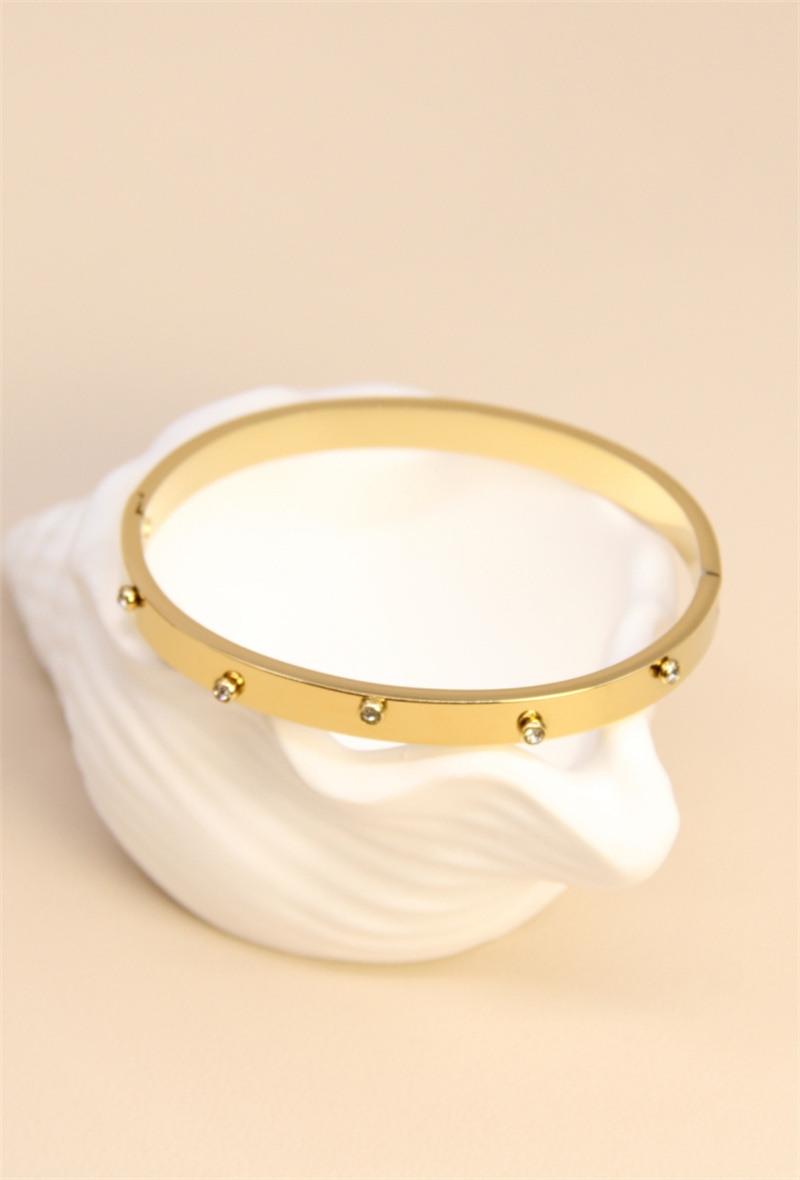 Grossiste Bellissima - Bracelet Jonc Doré Orné de Strass en Acier Inoxydable – Éclat Glamour