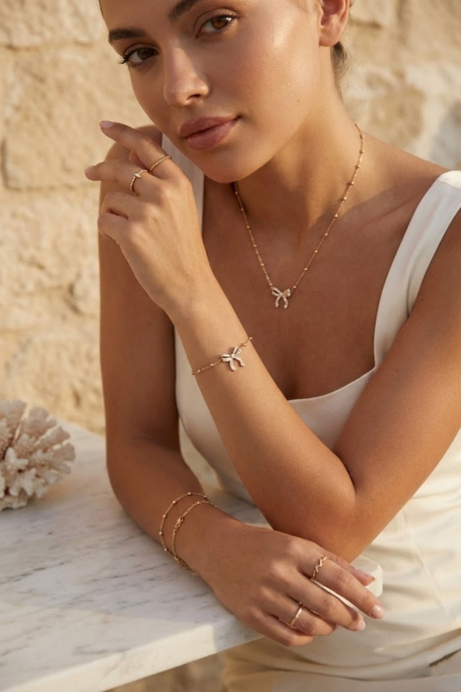 Grossiste Bellissima - Bracelet Nœud Papillon Strass – Bracelet Acier Inoxydable Élégant