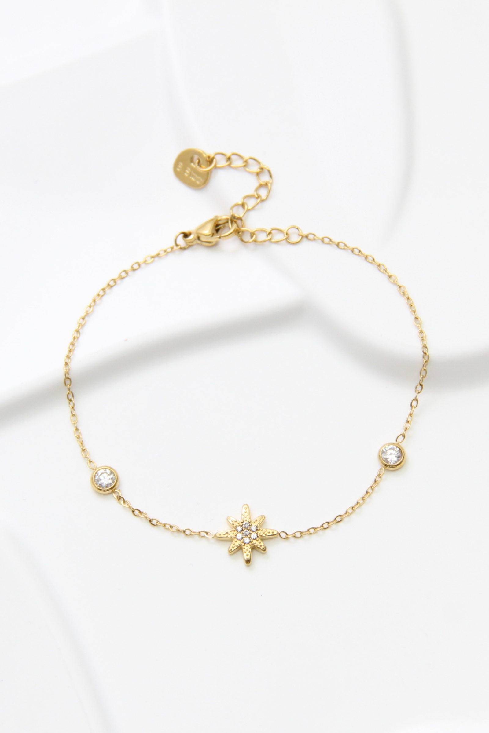 Grossiste Bellissima - Bracelet Étoile & Cristaux en Acier Inoxydable
