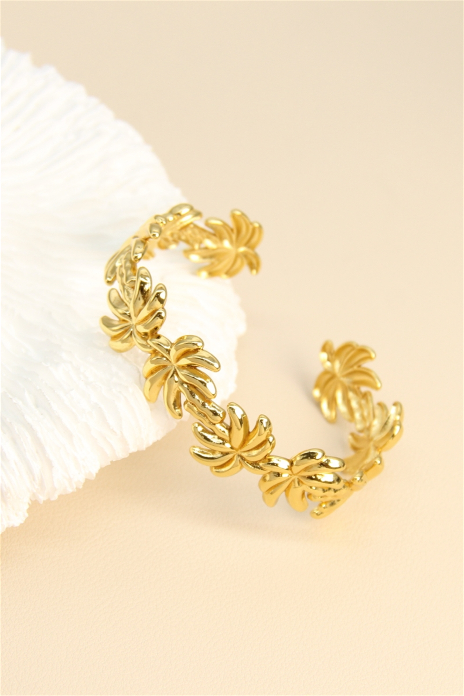 Grossiste Bellissima - Bracelet Manchette « Palmiers Tropicaux » – Acier inoxydable